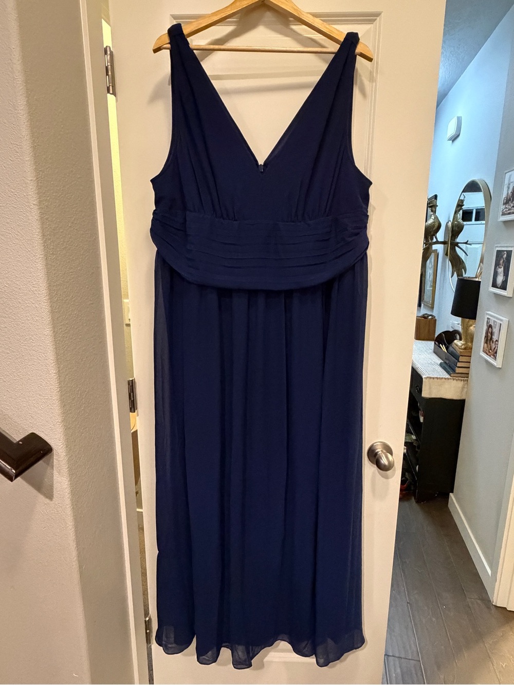Sleeveless V-Neck Navy Chiffon Prom Dress